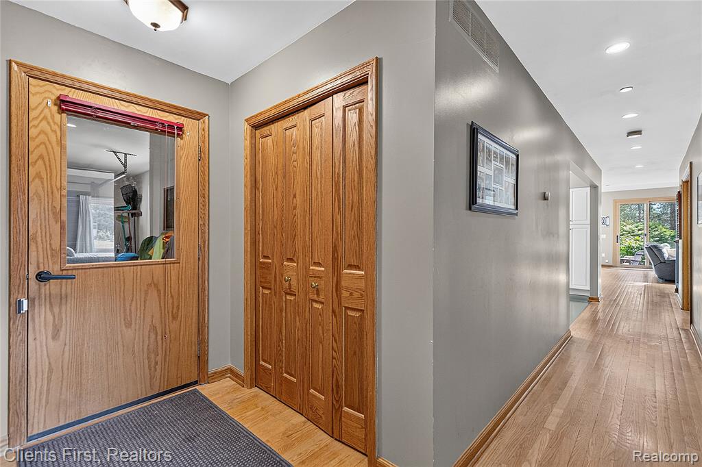 9022 Kingston Court Property Photo 19