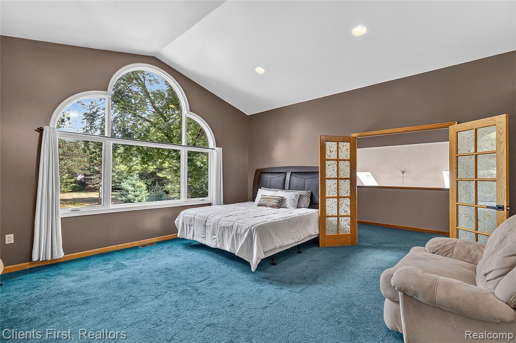 9022 Kingston Court Property Photo 31