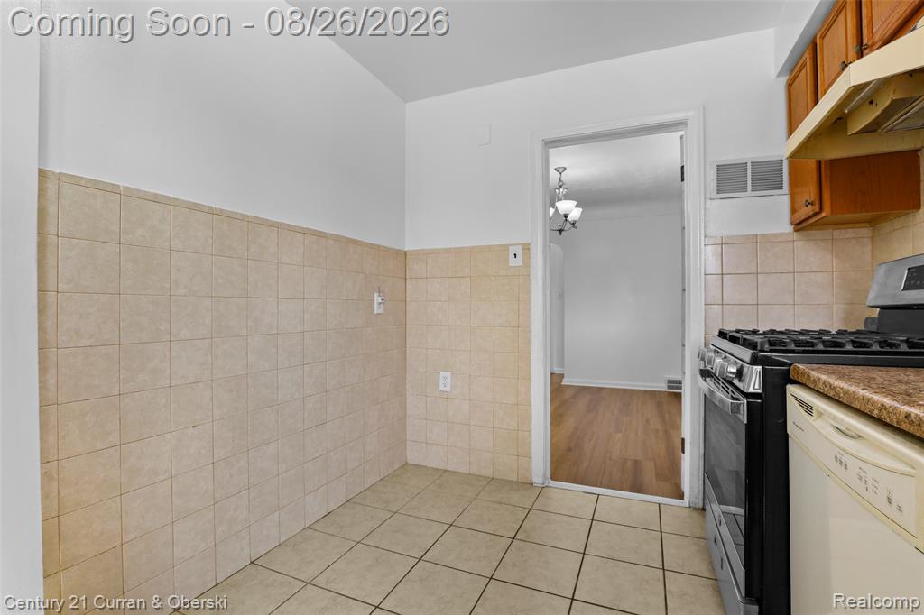 7800 Freda Street Property Photo 15