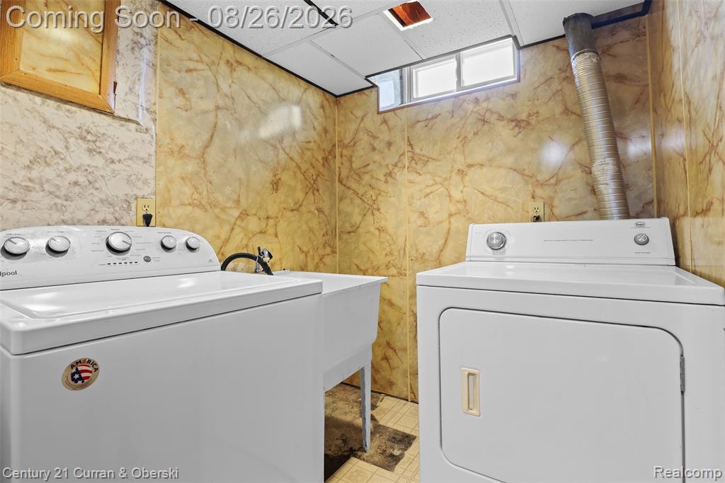 7800 Freda Street Property Photo 34