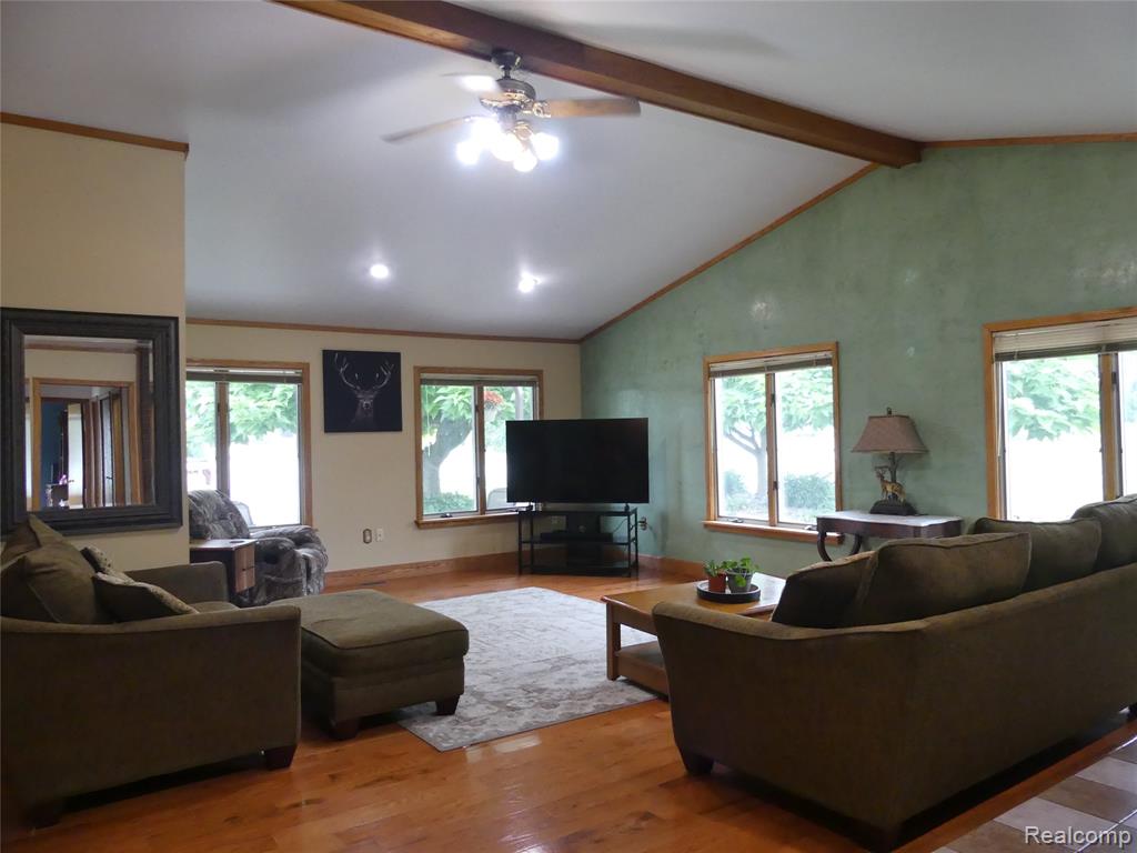 8335 Pardee Road Property Photo 8