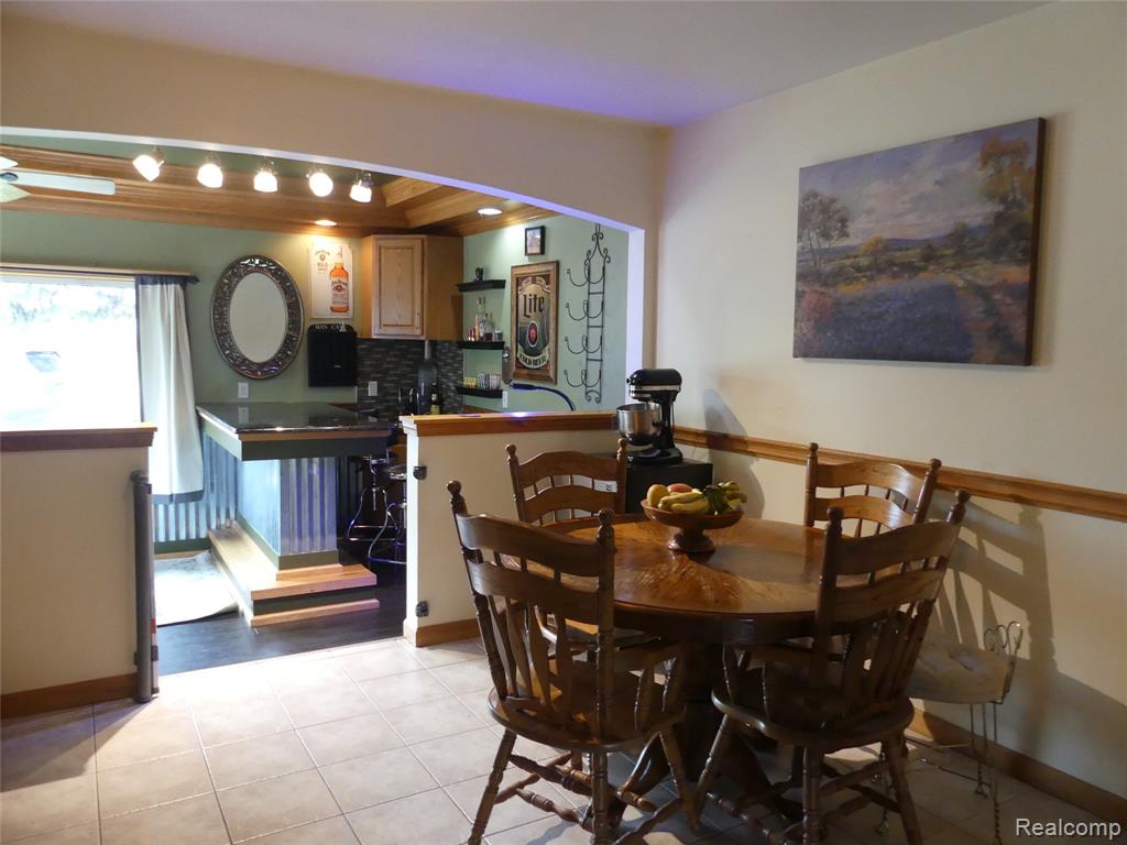 8335 Pardee Road Property Photo 13