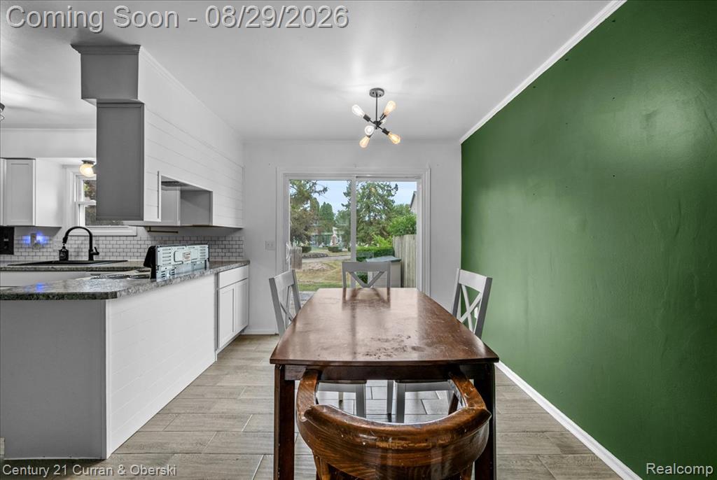 13349 Lake Point Boulevard Property Photo 7