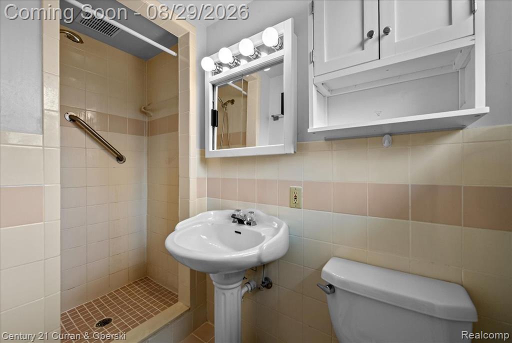 13349 Lake Point Boulevard Property Photo 14