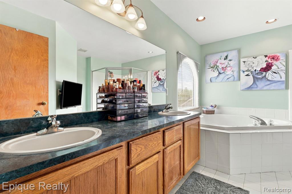 50470 Chief Drive Property Photo 17