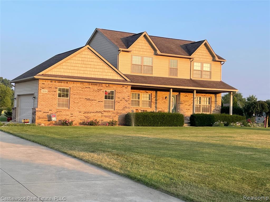 5616 Jada Drive Property Photo 3
