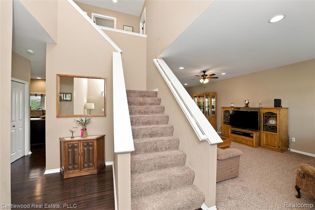 5616 Jada Drive Property Photo 5