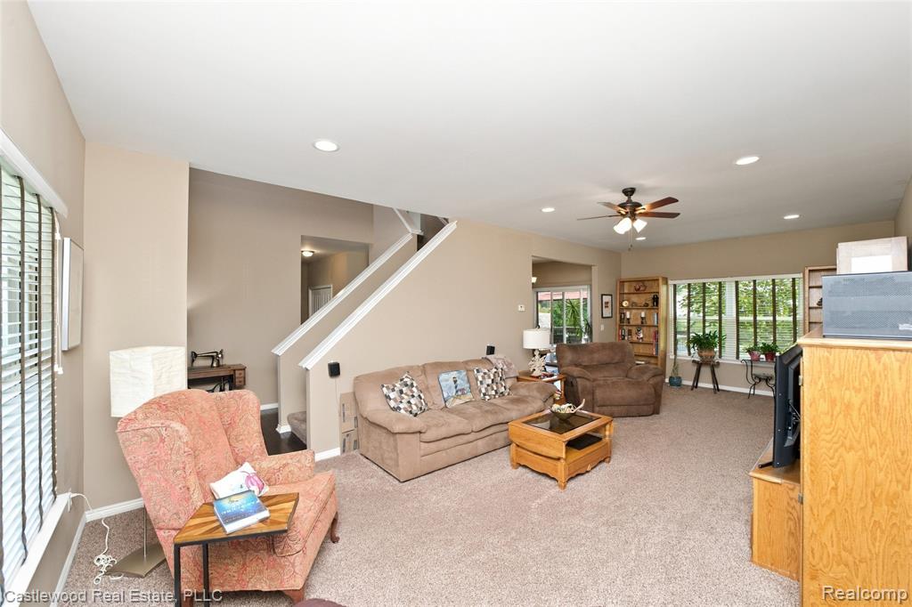 5616 Jada Drive Property Photo 6