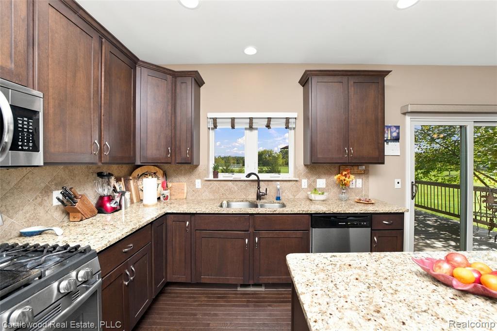 5616 Jada Drive Property Photo 13