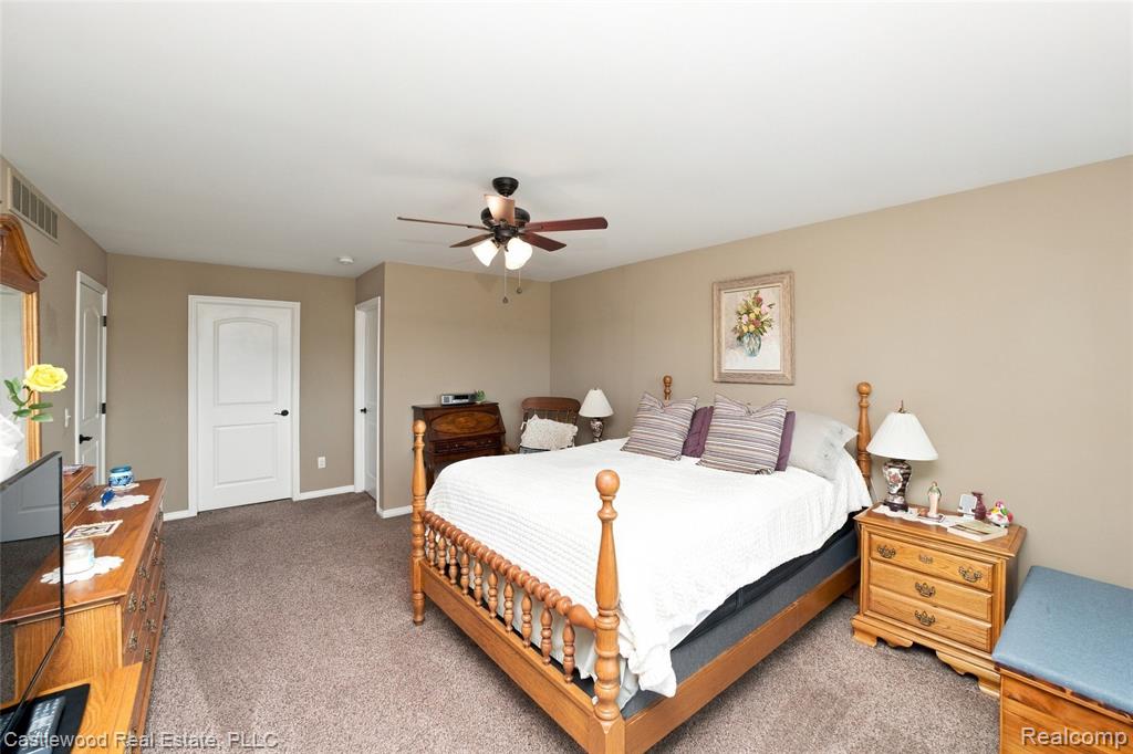 5616 Jada Drive Property Photo 15