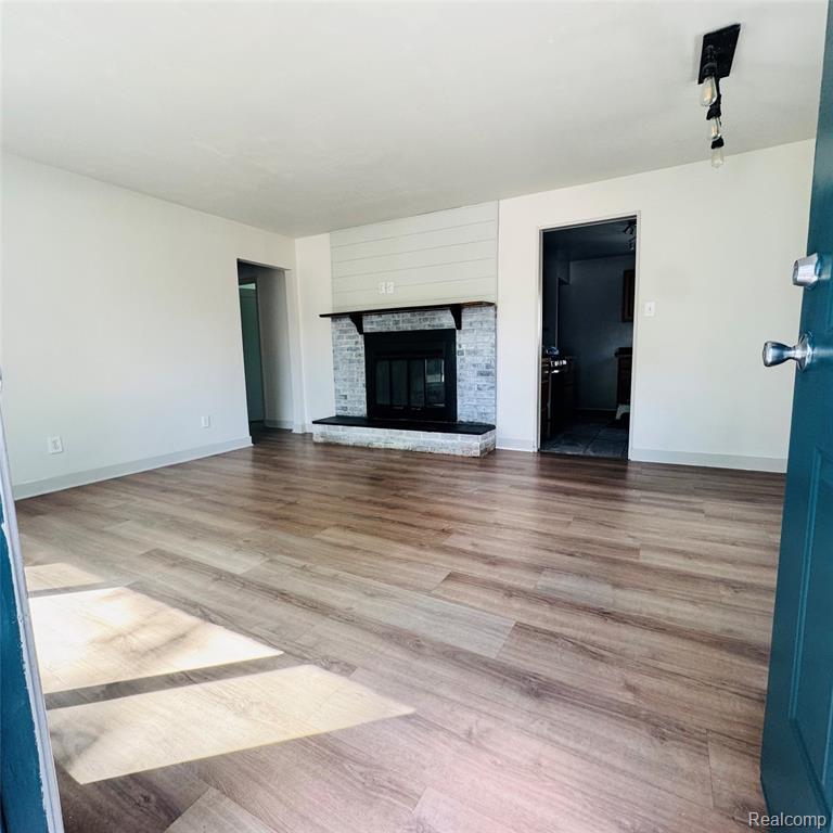31308 Hathaway Street Property Photo 3
