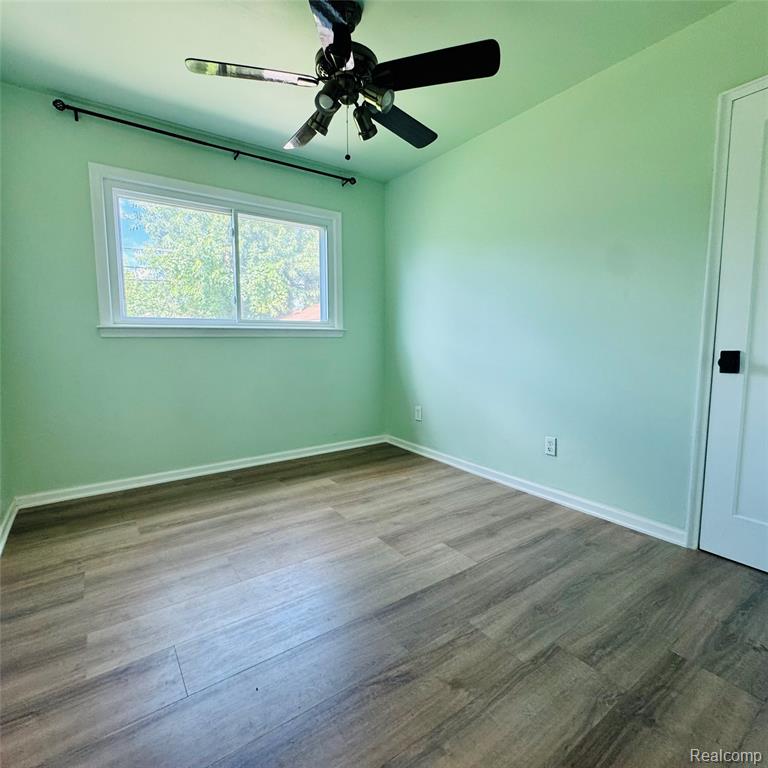 31308 Hathaway Street Property Photo 12