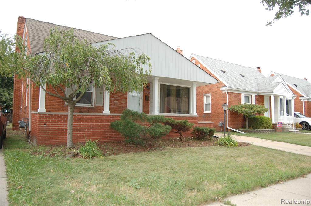754 Champaign Road Property Photo 1