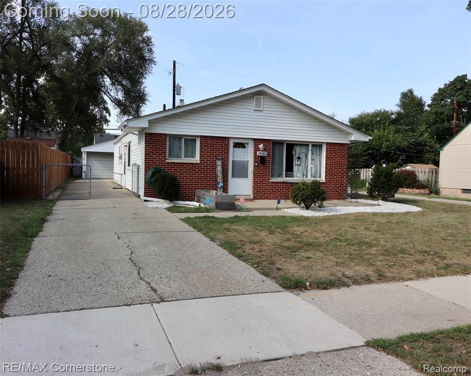 34280 Harroun Street Property Photo 3