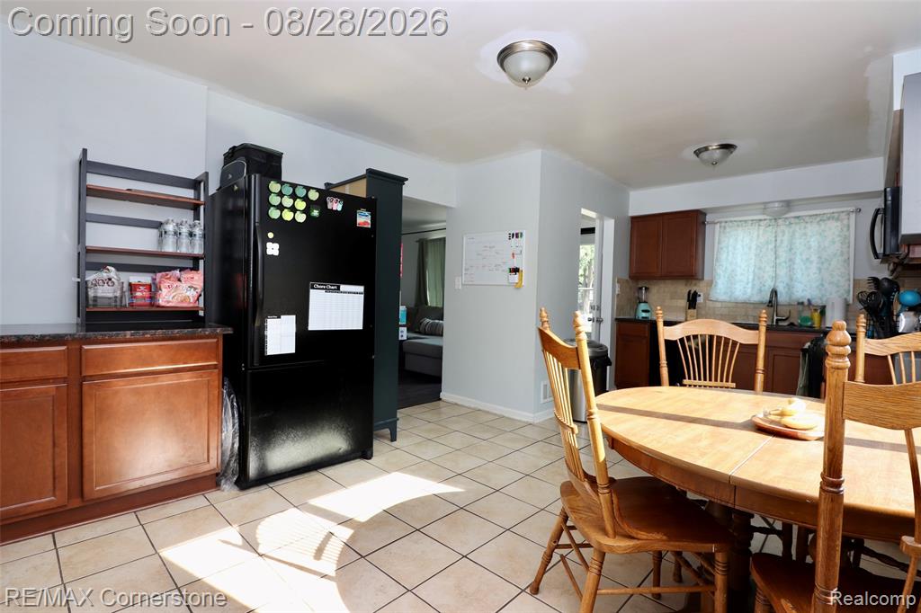 34280 Harroun Street Property Photo 10