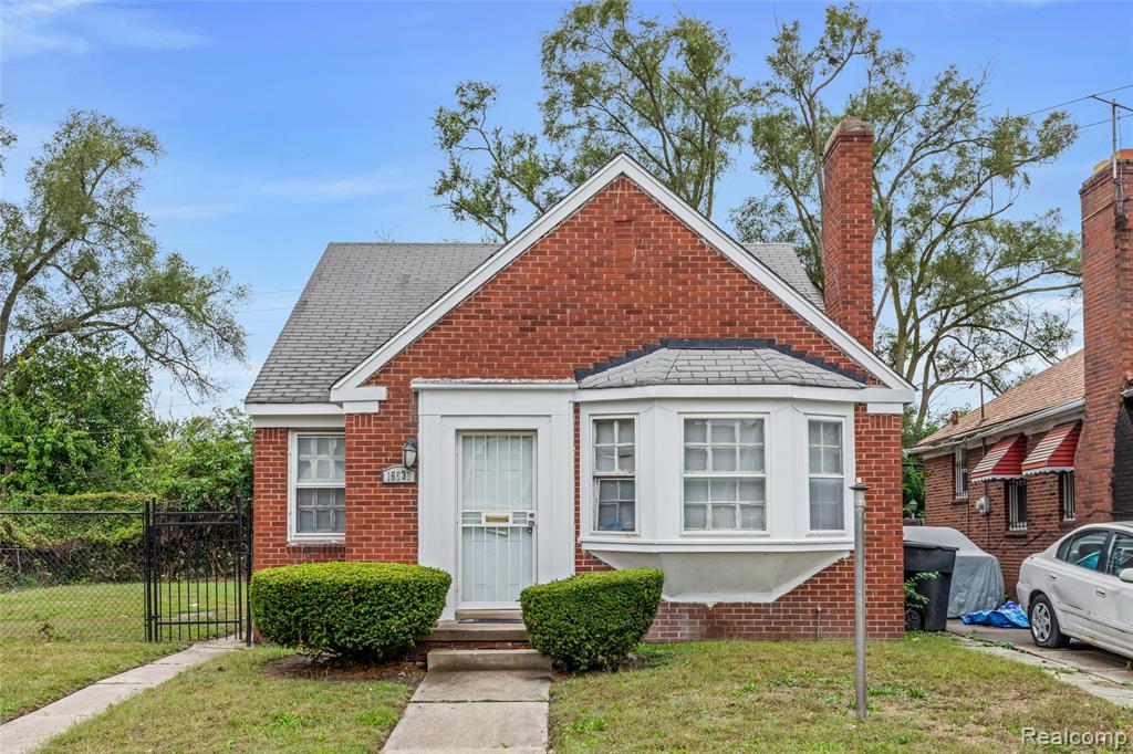 16537 Strathmoor Street Property Photo 1