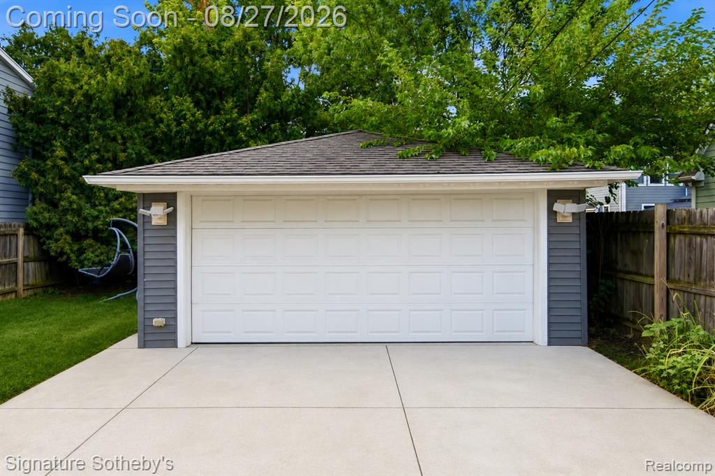 1444 Holland Street Property Photo 42