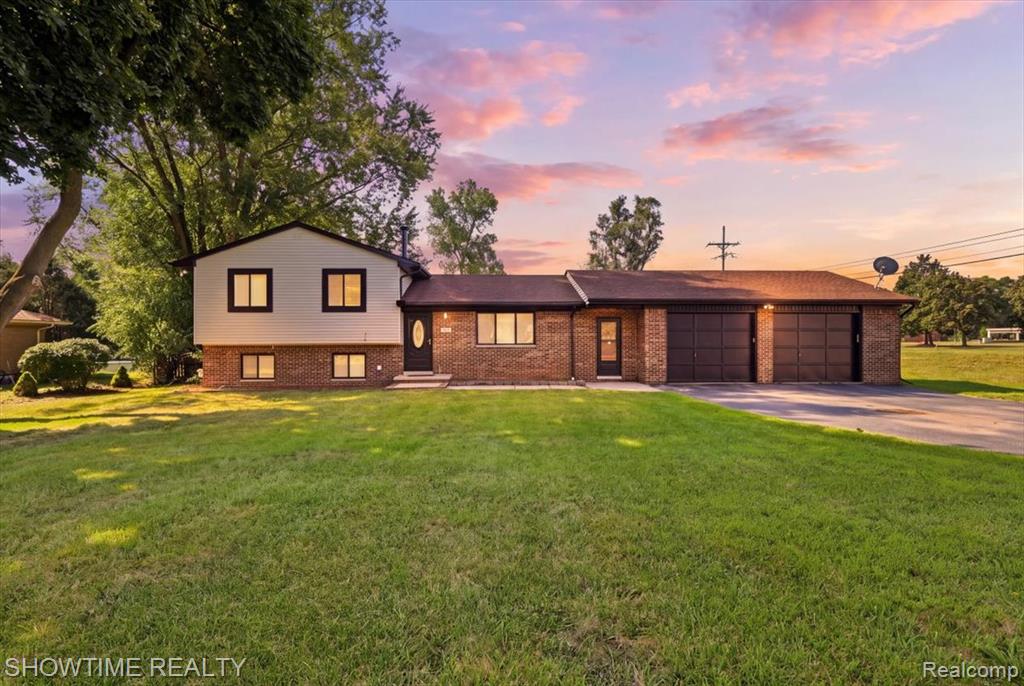 29255 Utley Road Property Photo 2