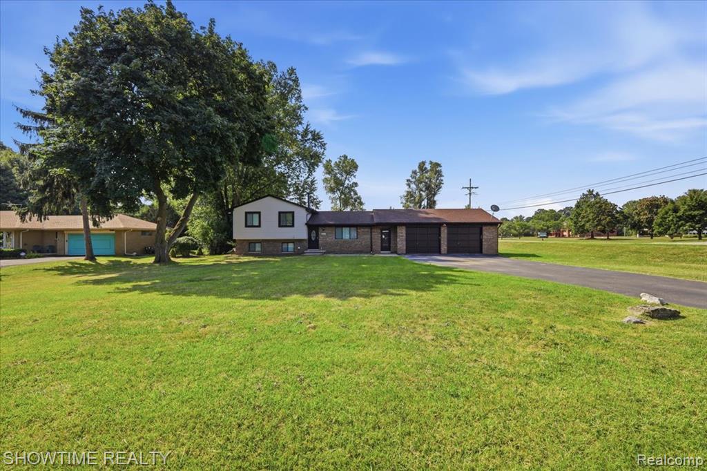 29255 Utley Road Property Photo 3