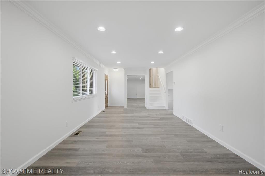 29255 Utley Road Property Photo 11