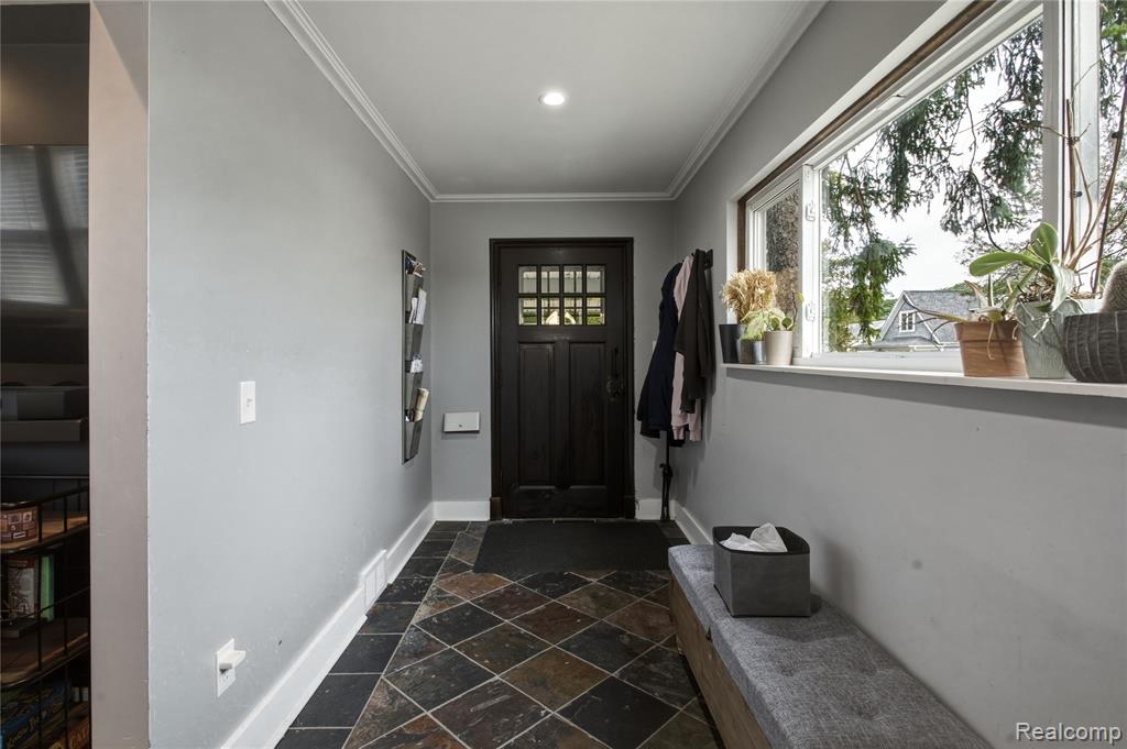 1791 E Saratoga Street Property Photo 6