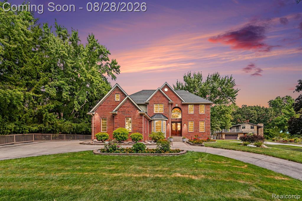 728 Troyvally Street Property Photo 1