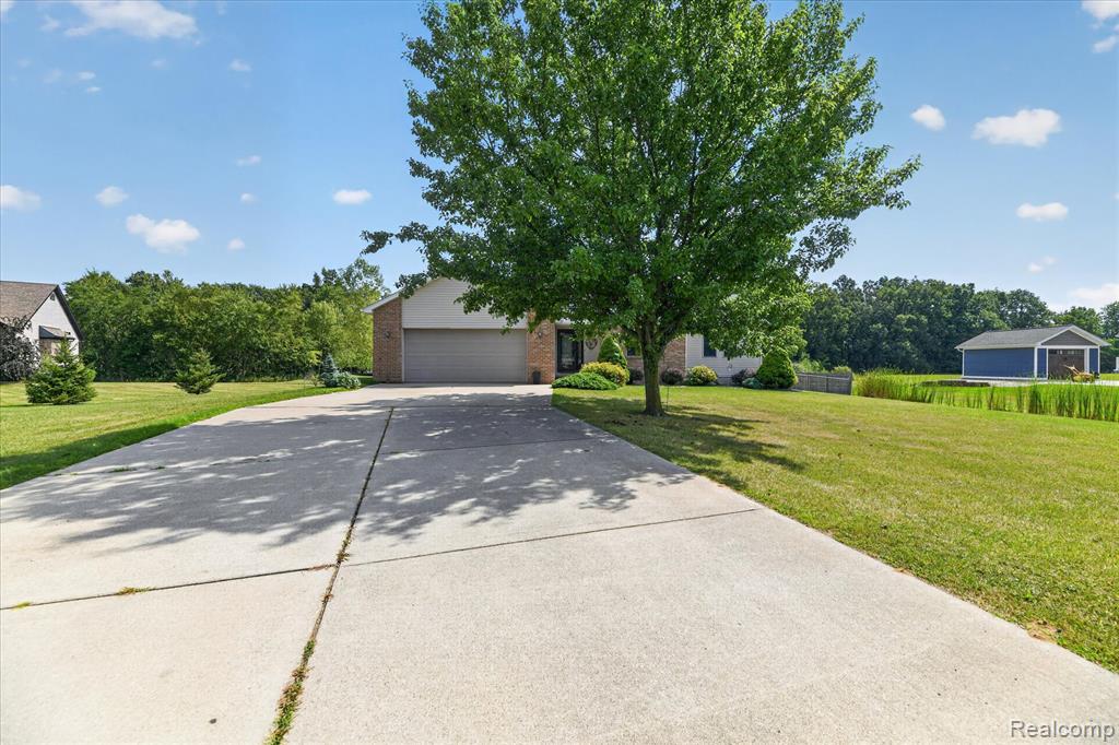 13144 Grant Circle Property Photo 4