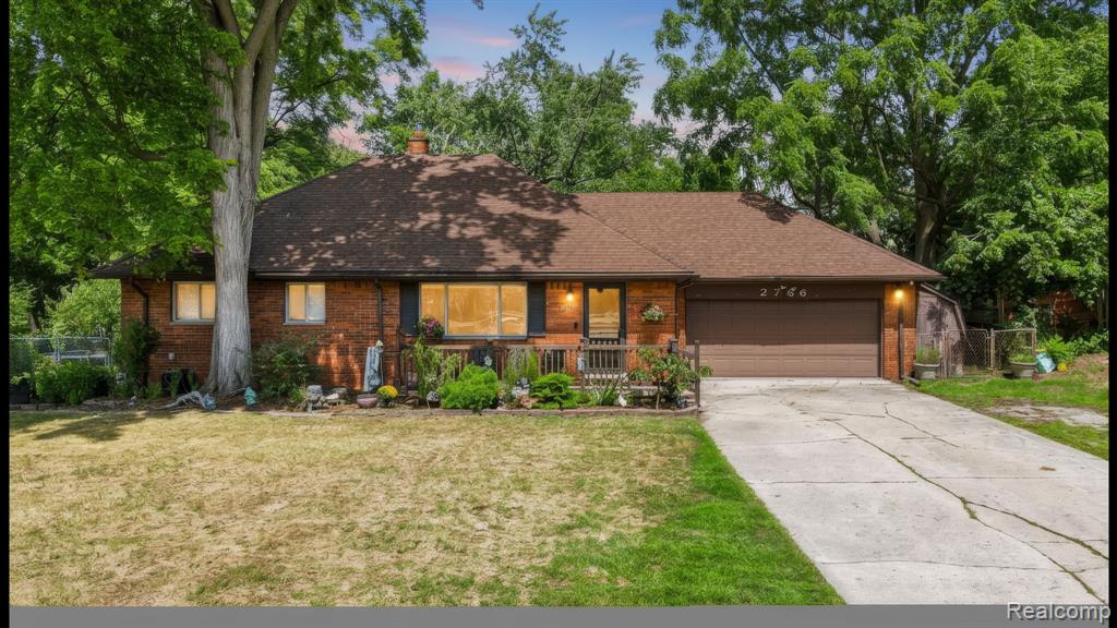 2766 W Huron Street