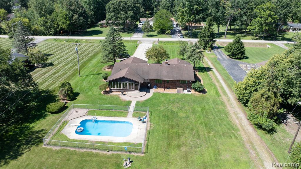 12900 Maxwell Road Property Photo 12