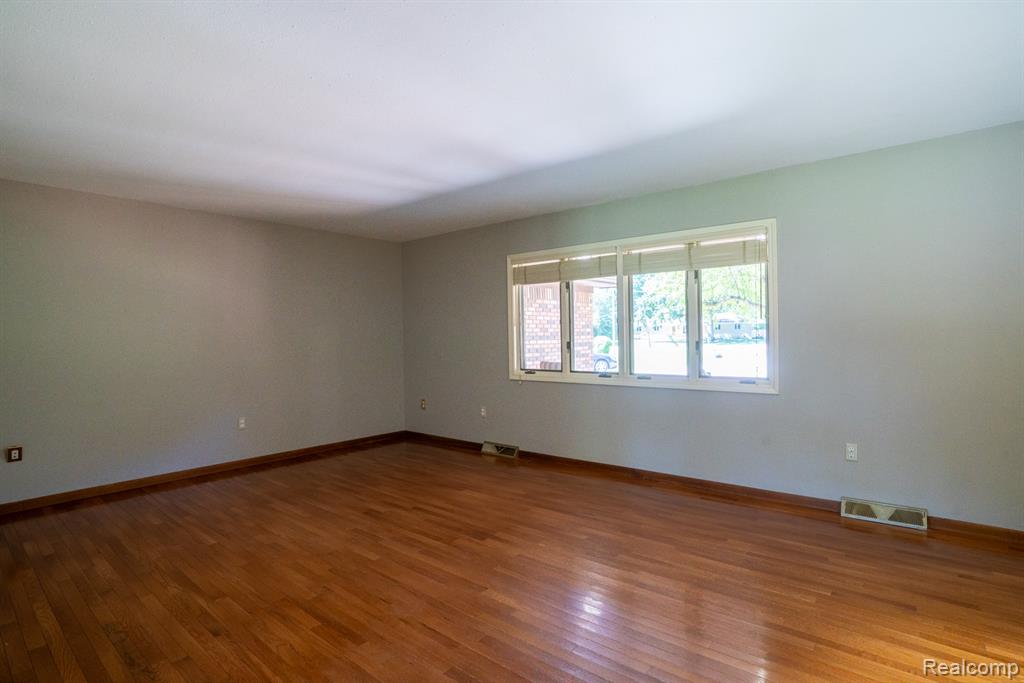12900 Maxwell Road Property Photo 28