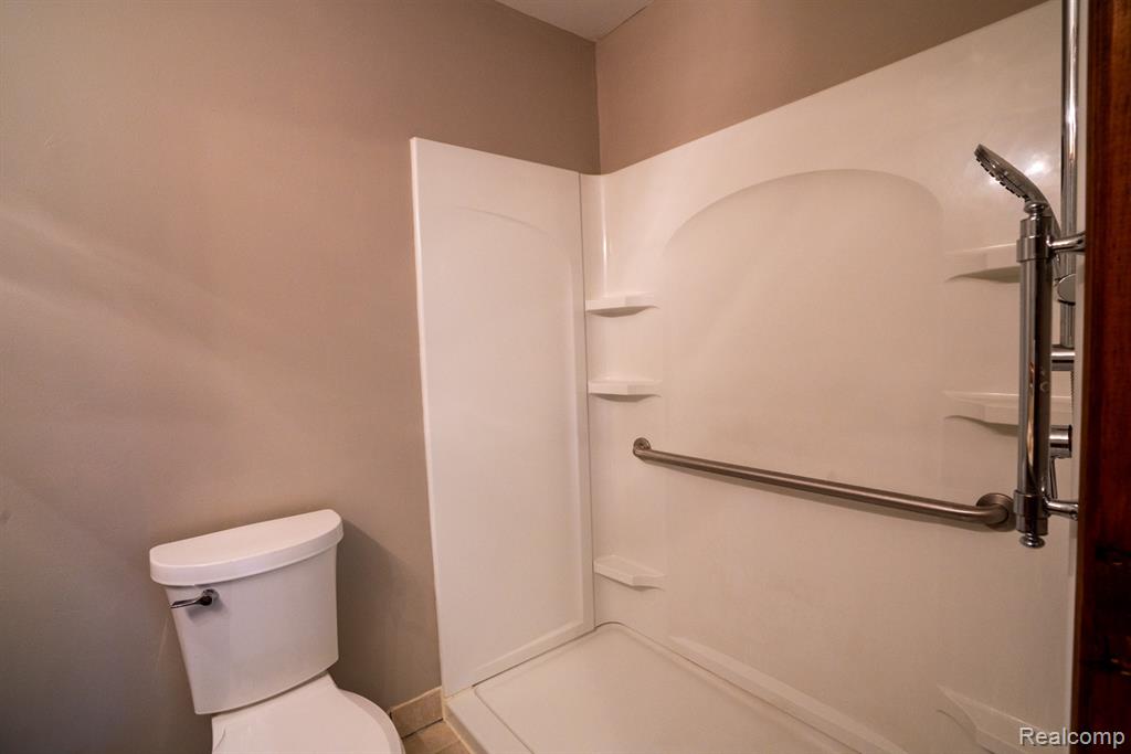 12900 Maxwell Road Property Photo 47