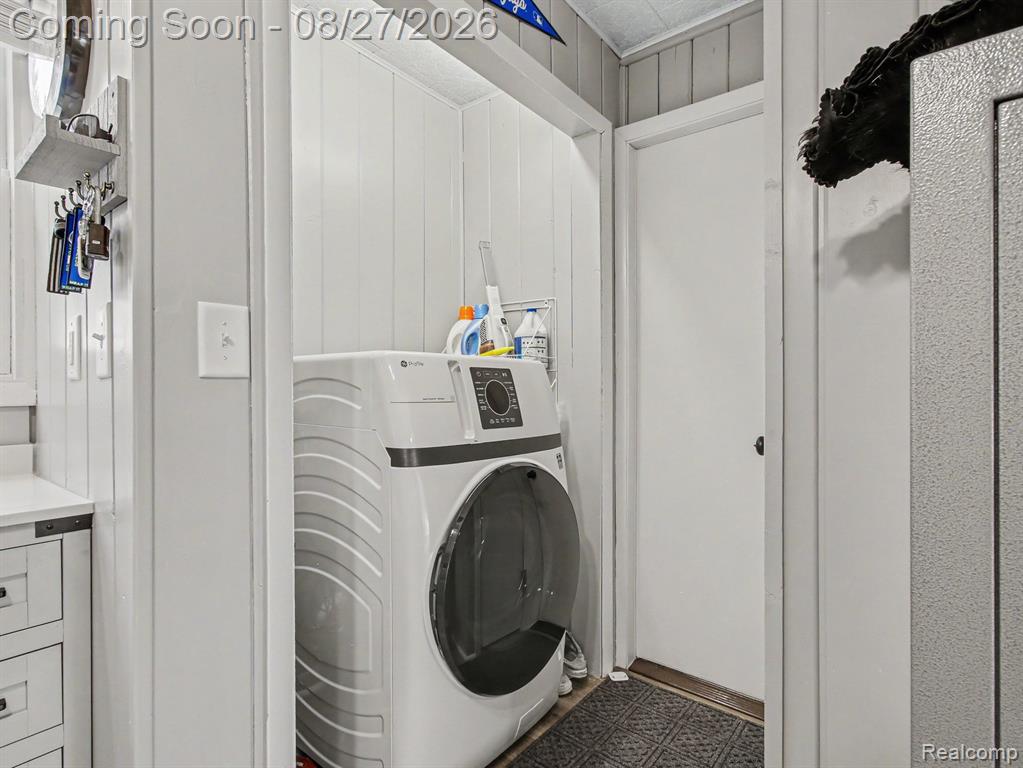 1717 Kennedy Road Property Photo 20