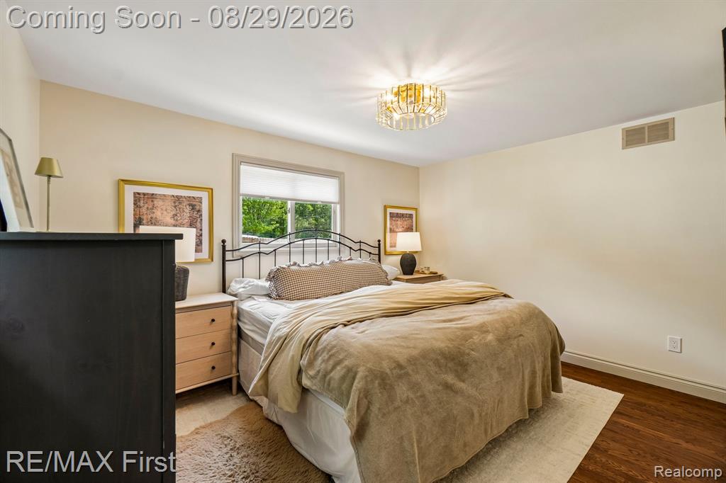 3202 Prairie Avenue Property Photo 27