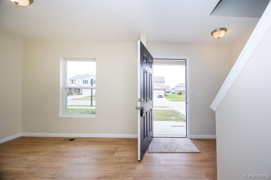 10306 Island Lake Drive Property Photo 8