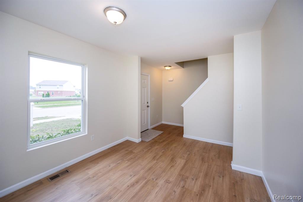 10306 Island Lake Drive Property Photo 11