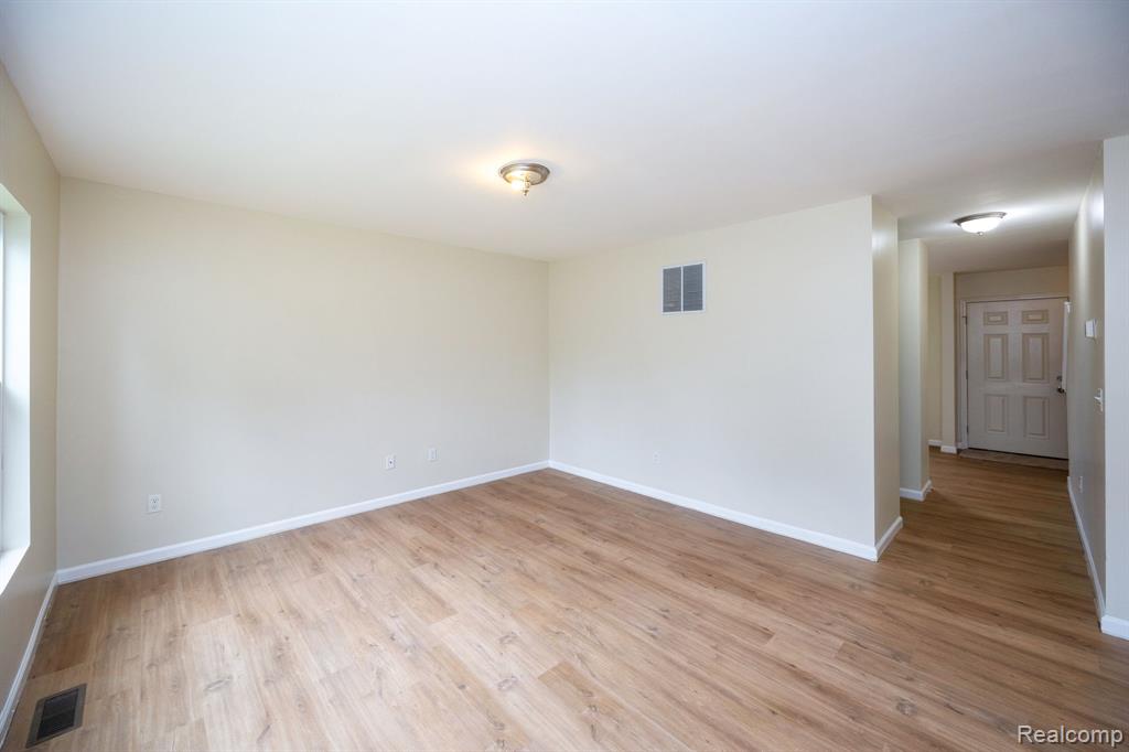 10306 Island Lake Drive Property Photo 21