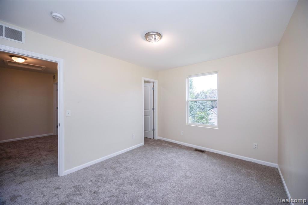 10306 Island Lake Drive Property Photo 37