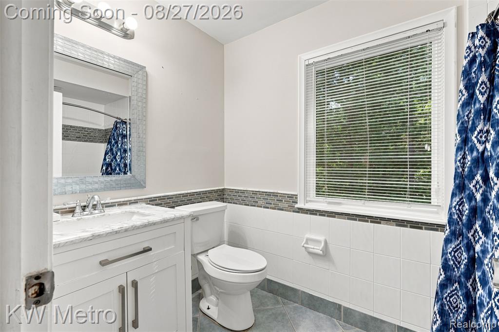 4769 Hardwoods Drive Property Photo 17