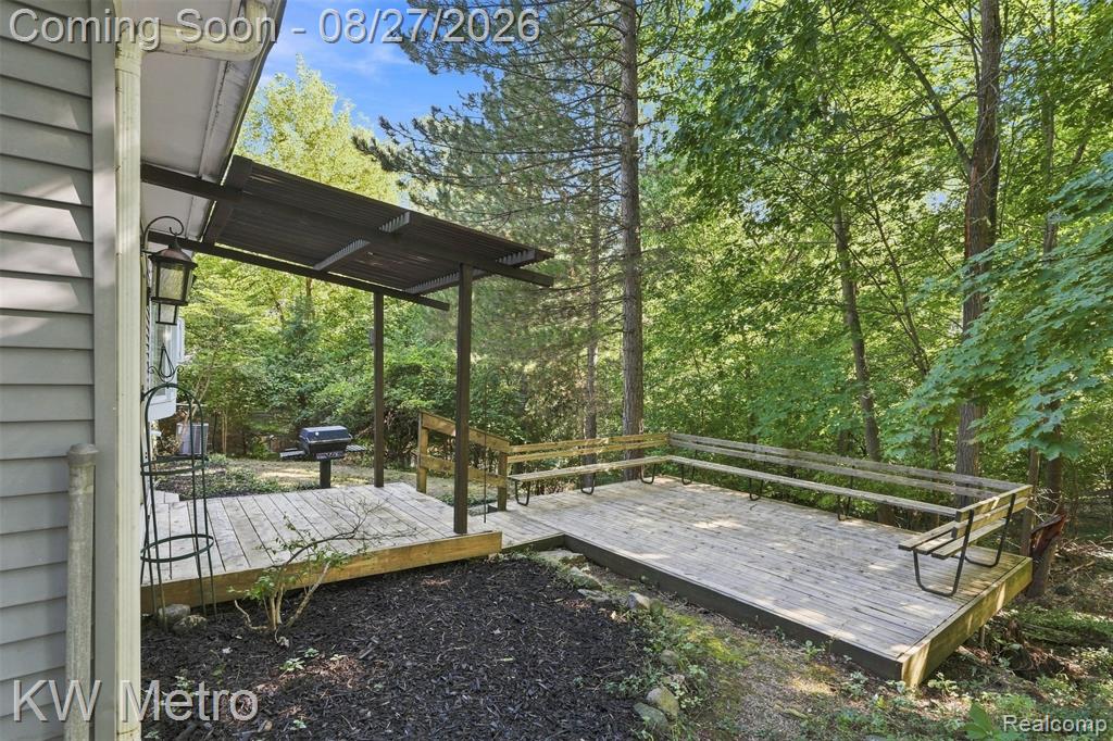 4769 Hardwoods Drive Property Photo 28