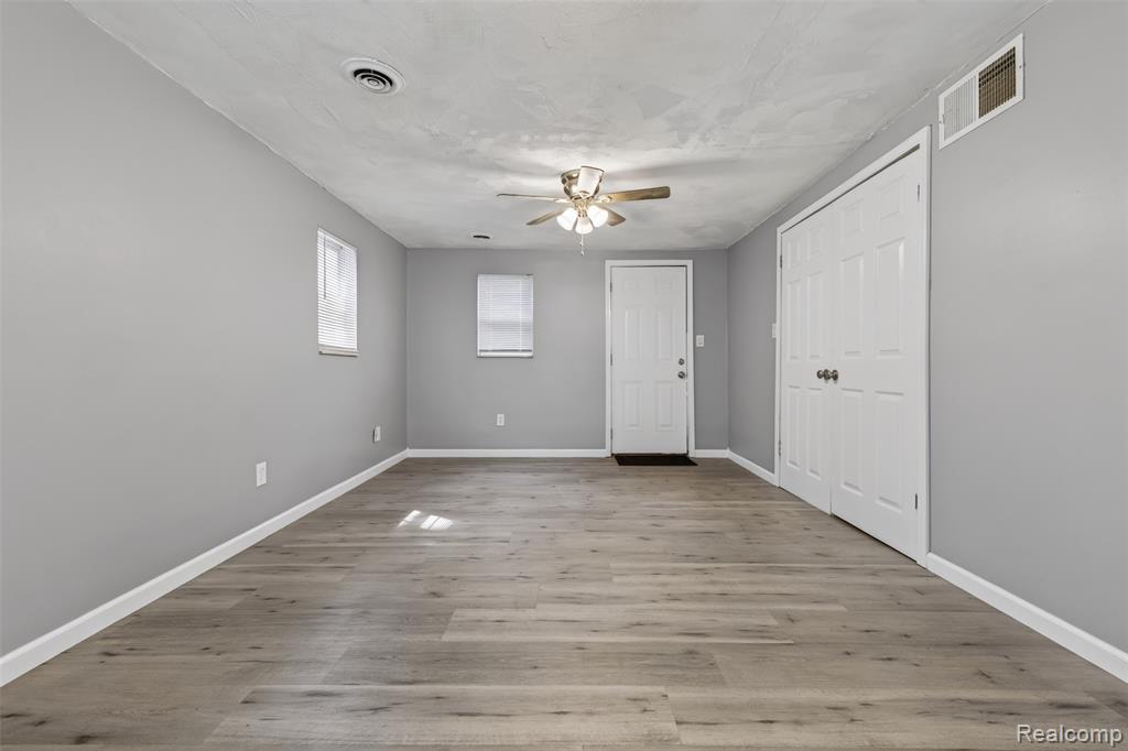 2070 Harwine Street Property Photo 7