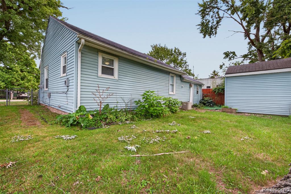 2070 Harwine Street Property Photo 26