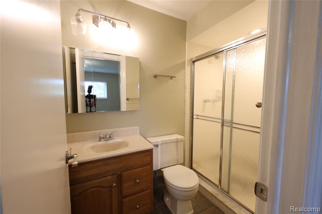 683 E Fox Hills Drive Property Photo 22