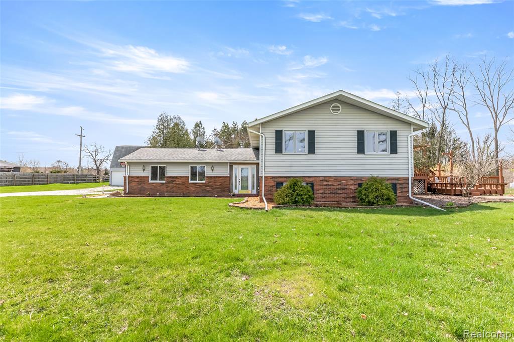15395 Osius Road Property Photo 1