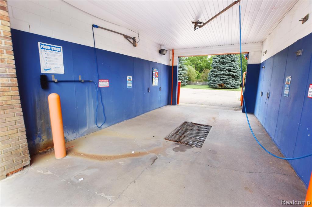 5069 Fenton Rd Road Property Photo 6