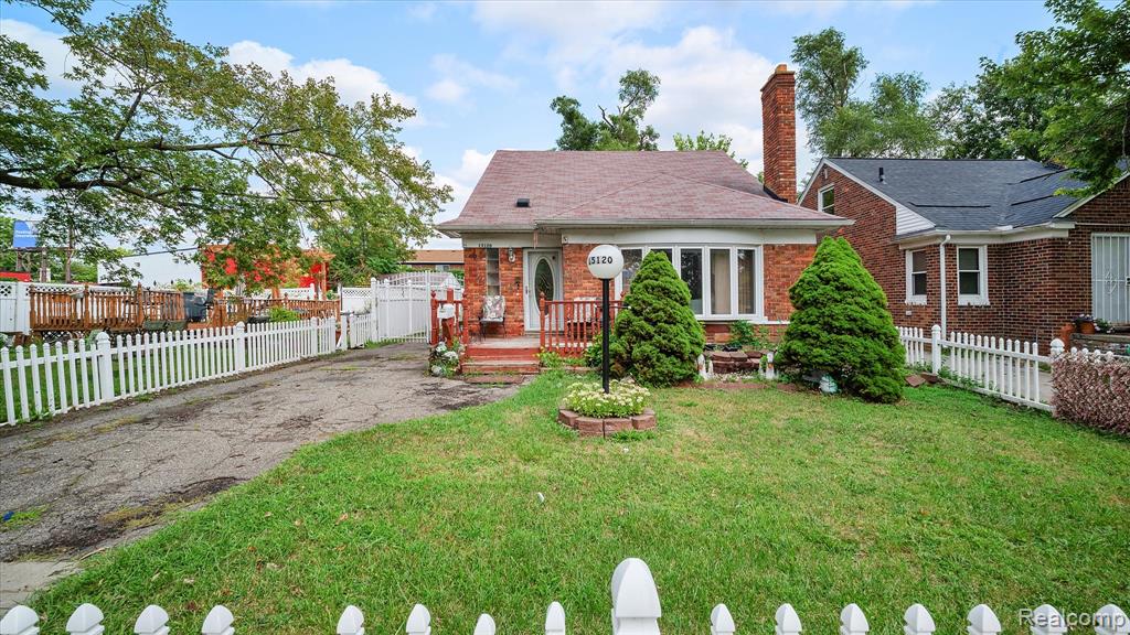 15120 Whitcomb Street Property Photo 1