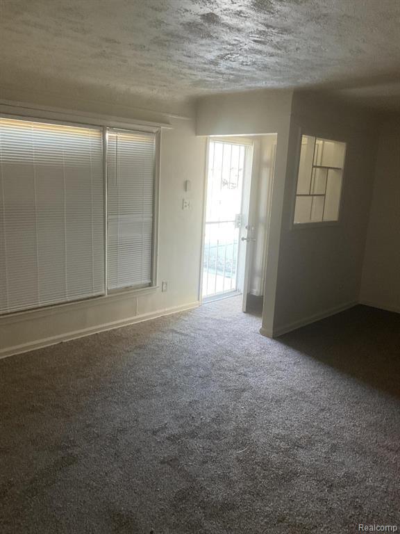 12152 Rutherford Street Property Photo 2