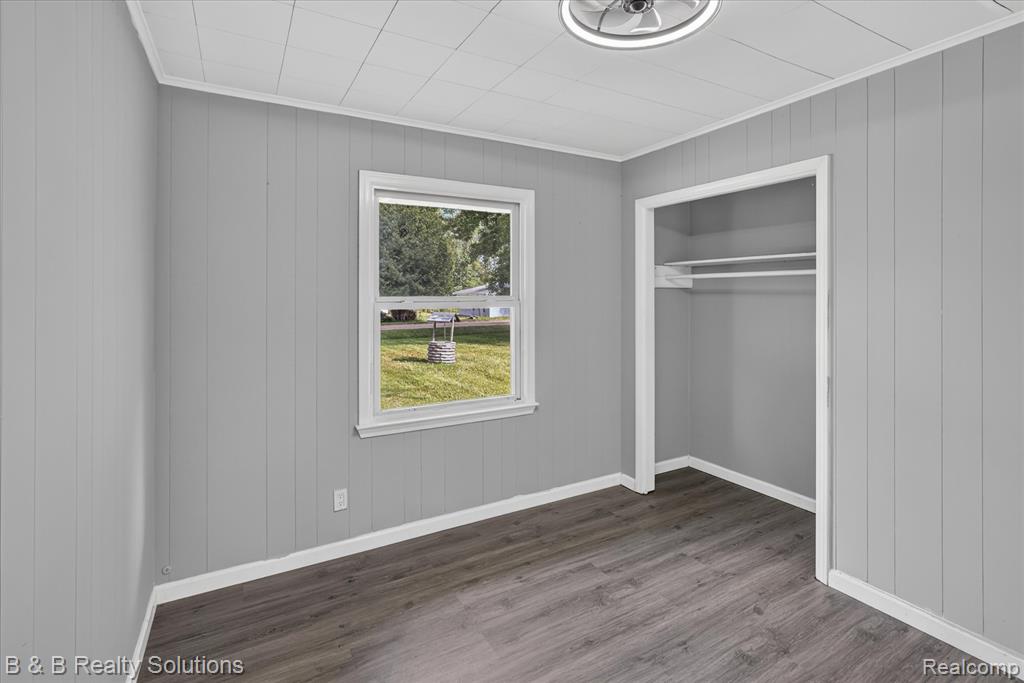 4644 Hillcrest Drive Property Photo 18