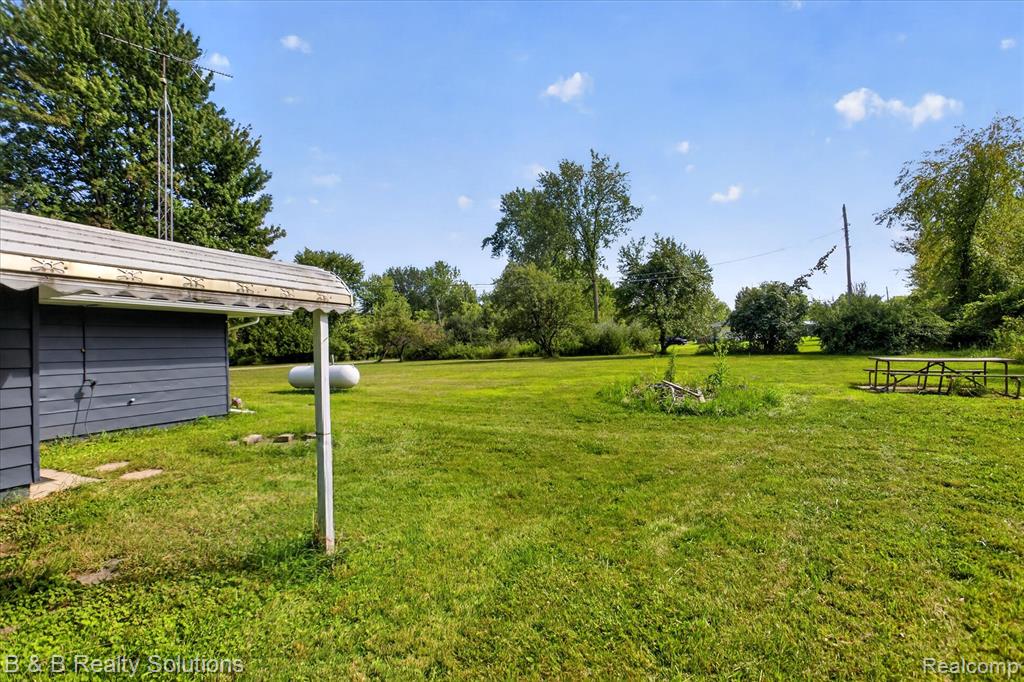 4644 Hillcrest Drive Property Photo 25