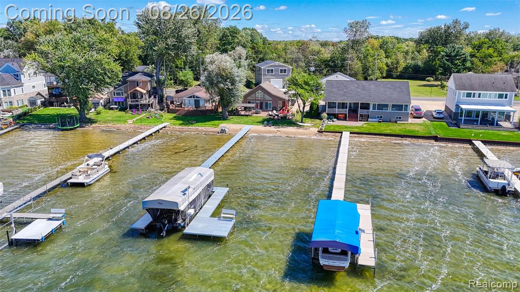 453 E Shore Drive Property Photo 14