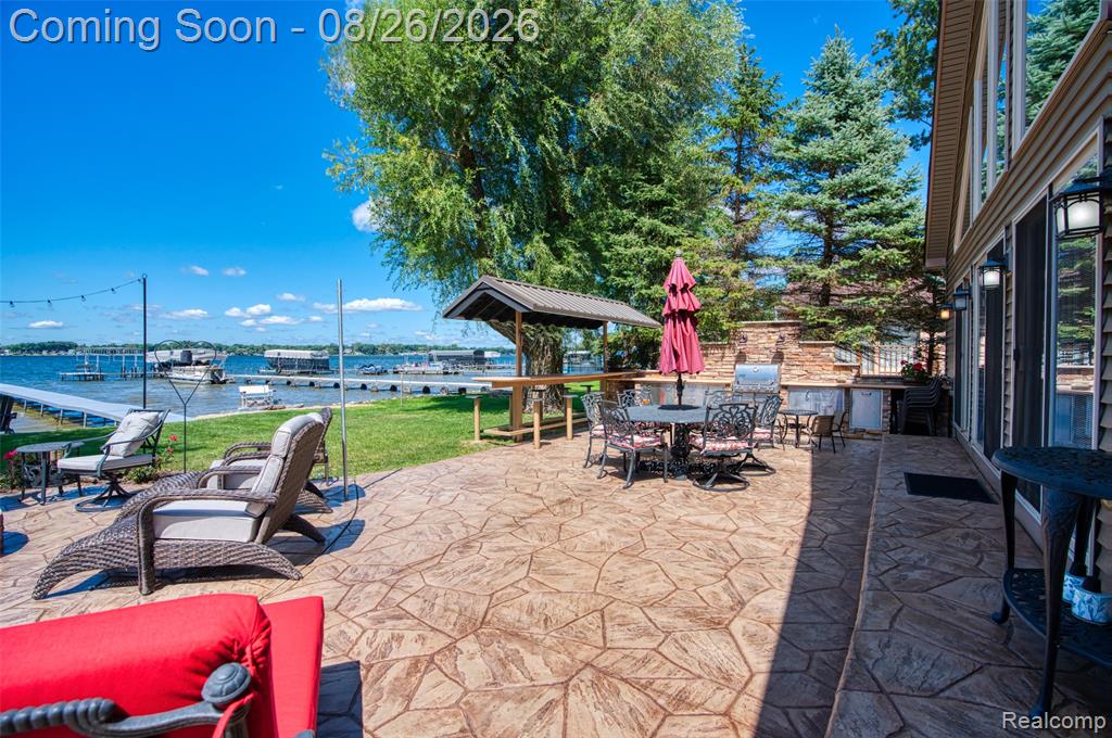 453 E Shore Drive Property Photo 36